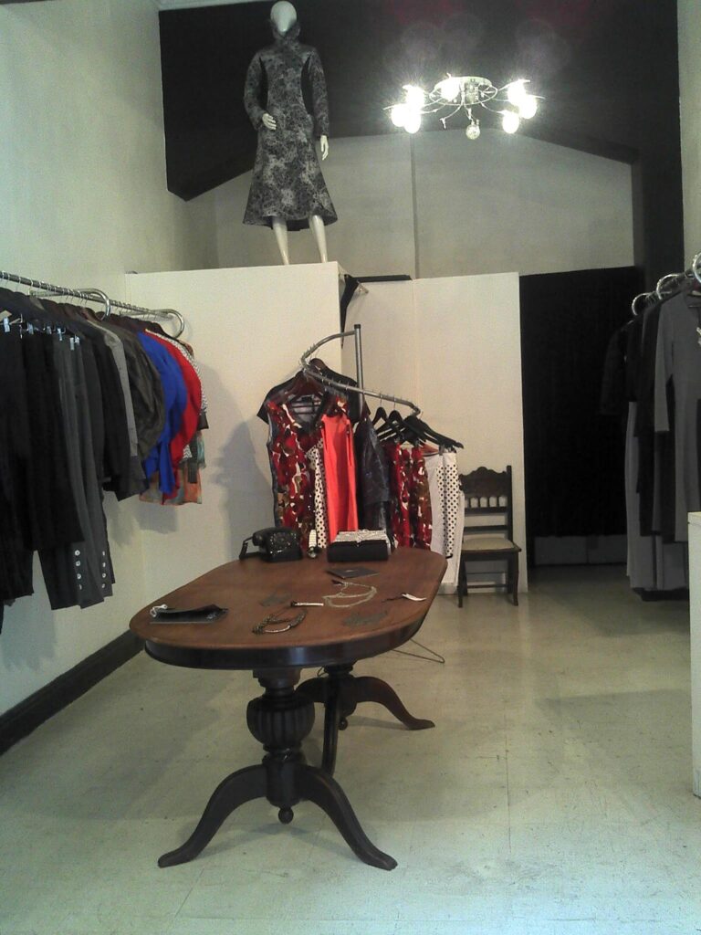 VISUAL MERCHANDISING